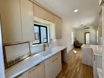 Anchor 53 | One (Closet)